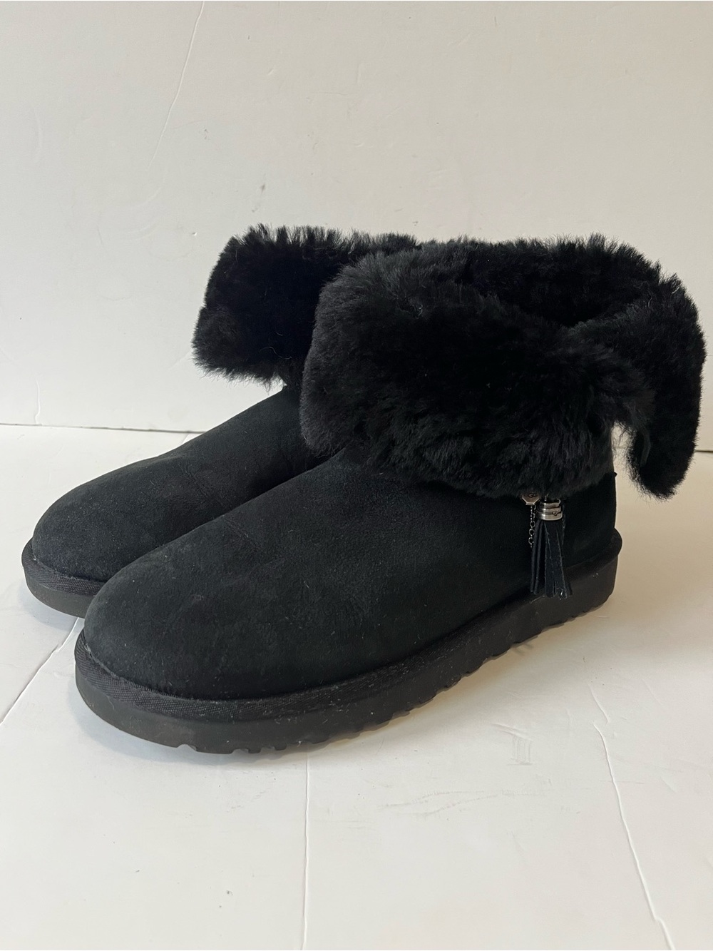 Ugg Black Suede shearling Fluff Collar details Button Ankle Boots size 10